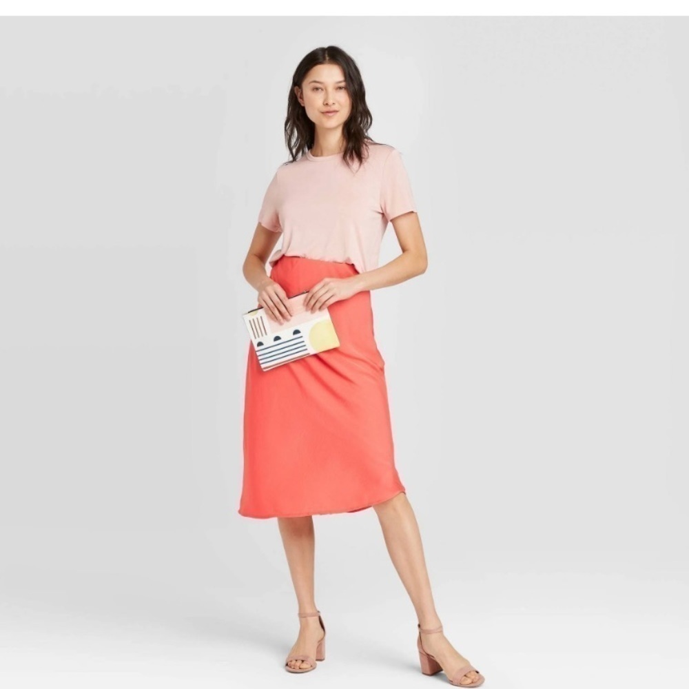 Women's Mid-Rise Satin Slip Skirt - A New Day
Red/salmon nwt